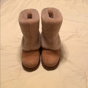 ❌SOLD❌ DO NOT BUY‼️ Brown and Tan Fur Winter UGG Boots